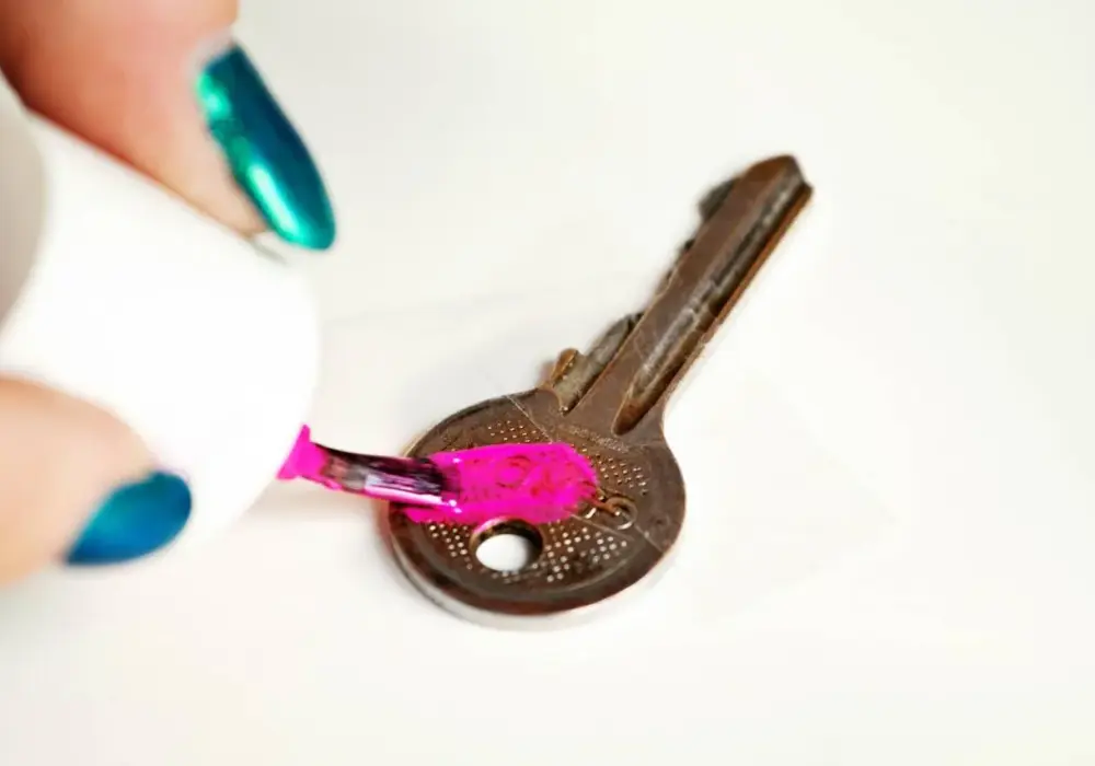 Zrób klucz do zasuwy sam? Praktyczny poradnik DIY