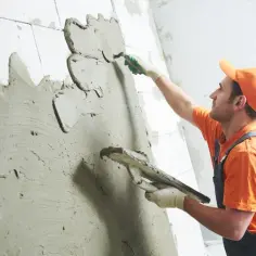 Jaką grubość tynku gipsowego wybrać, aby uniknąć problemów?