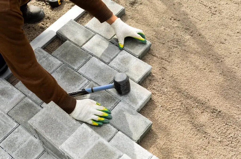 Zdjęcie Jaki beton do kostki brukowej: wybierz najlepszy i uniknij błędów